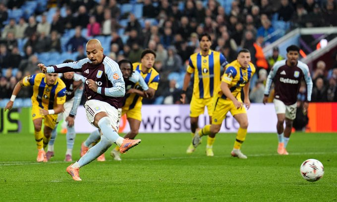 Villa solo ha perdido uno de sus últimos 28 partidos en casa, y solo Crystal Palace se llevó la victoria aquí.