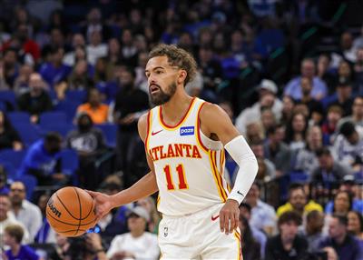 Trae Young anotó 11 puntos en el último cuarto de 25+6, lo que llevó a los Hawks a completar la reversión en el partido de visitante.