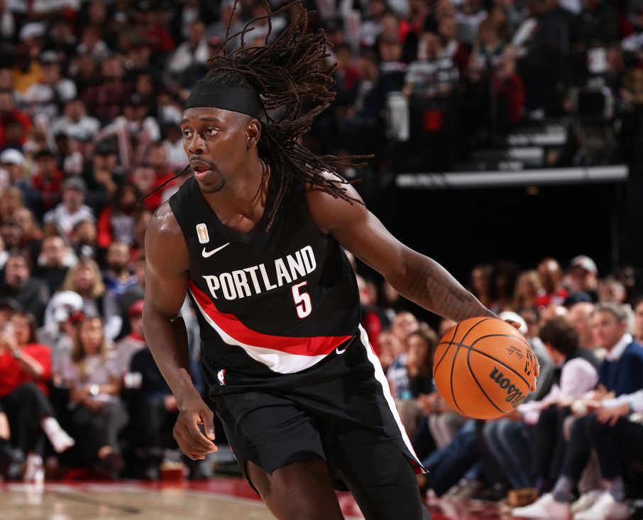 Los Trail Blazers anotaron 8 triples en el segundo cuarto para mantener el marcador. Holiday & Reese acertaron 7 de 7 desde afuera en un solo cuarto.