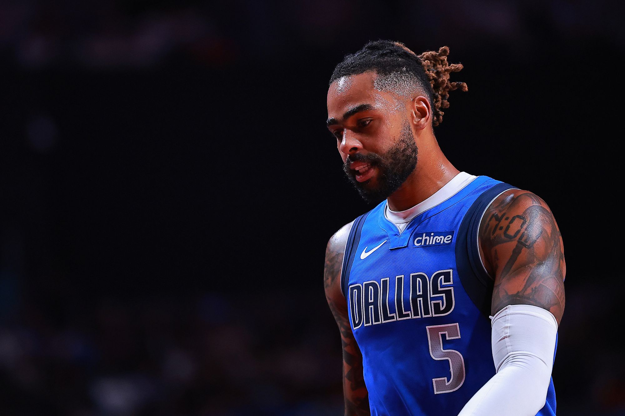 ¡Es hora de estirar las caderas durante la batalla decisiva! Russell anotó 28 puntos con 11 de 24 tiros, 6 rebotes y 5 asistencias.