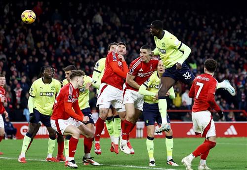 Bosque de Nottingham contra Southampton