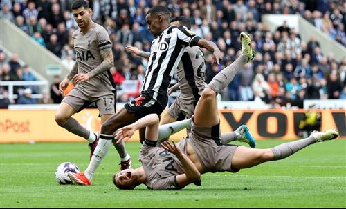 Newcastle United-Tottenham Hotspur