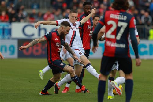 Cagliari vs Bolonia